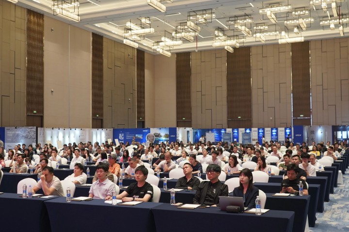 一場發(fā)布會，一場千人狂歡嘉年華 | 2025萬磊廣佛千人行完滿成功