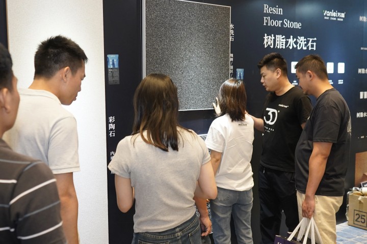 一場發(fā)布會，一場千人狂歡嘉年華 | 2025萬磊廣佛千人行完滿成功